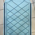Tapis de prière bleu ciel doré sous forme de mosquée (Mihrab)