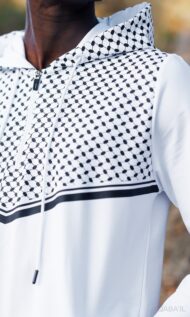 Ensemble Qamis Court Blanc Impression Keffieh Noir avec Capuche Qaba'il : QUDS – Image 2